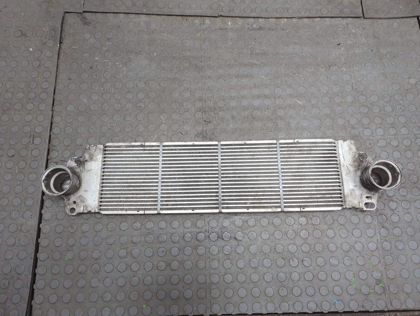 Радиатор интеркулера Volkswagen Transporter 5 2003-2015 Микроавтобус КПП 5-ст.мех.(МКПП) AXC Дизель 1.9 л TDI