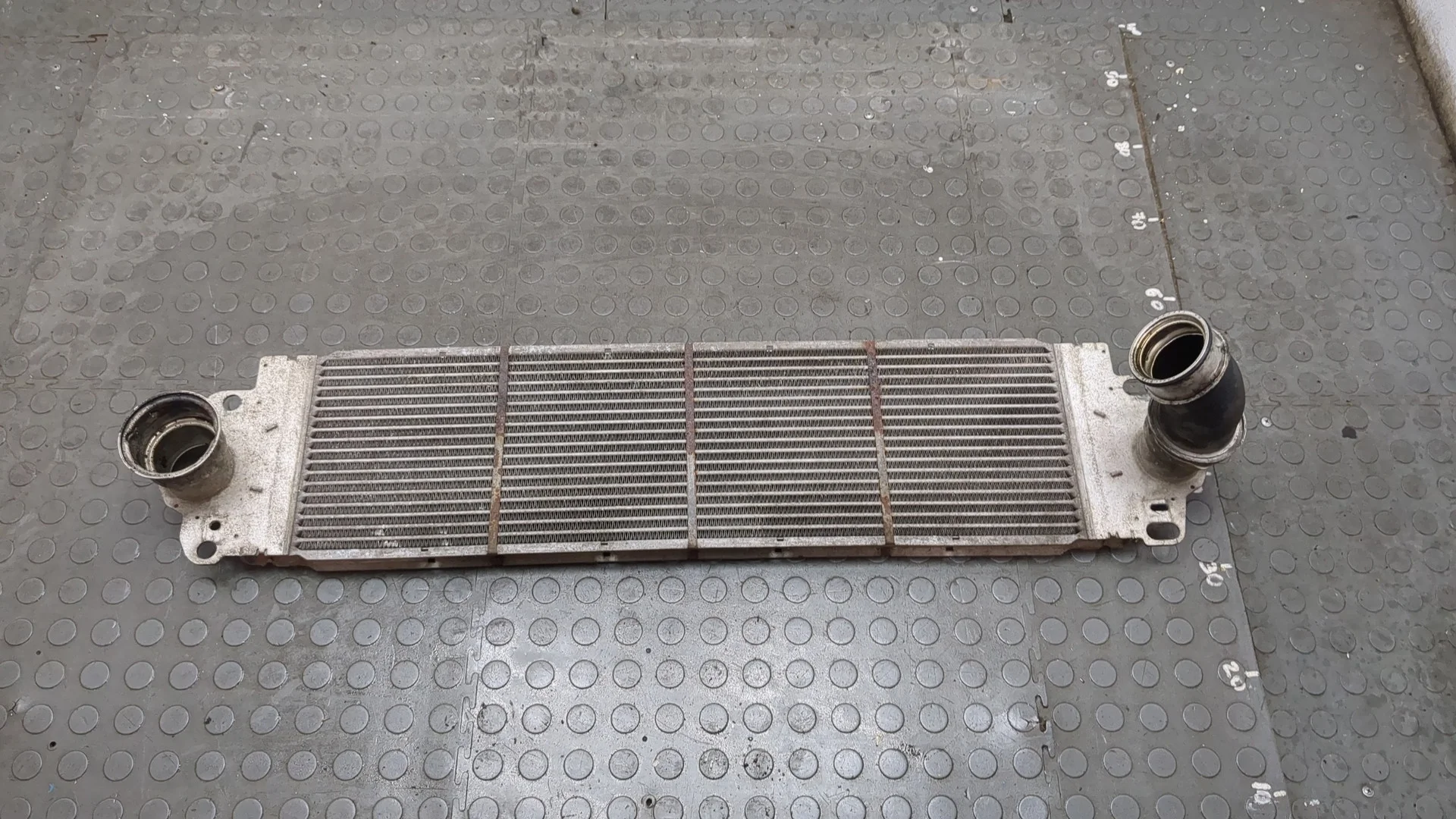 Радиатор интеркулера Volkswagen Transporter 5 2003-2015 Микроавтобус КПП 5-ст.мех.(МКПП) BRS Дизель 1.9 л TDI