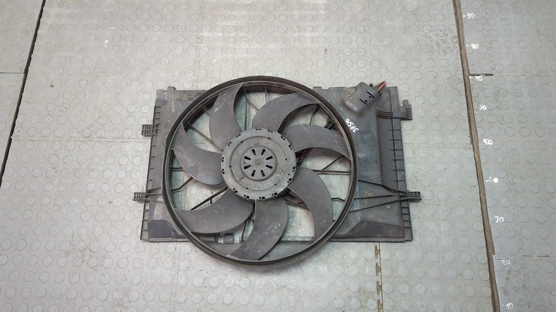 Вентилятор радиатора Mercedes-Benz C W203 2000-2008 Седан КПП 6-ст.мех.(МКПП) OM 646.962 Дизель 2.2 л CDI