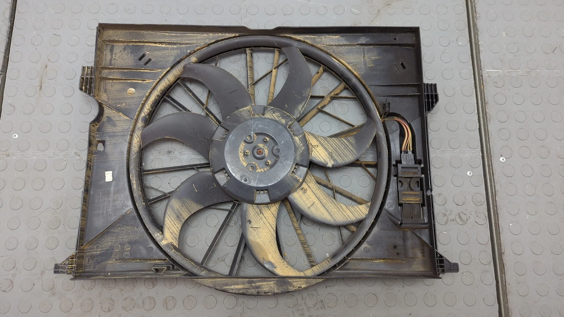 Вентилятор радиатора Mercedes-Benz E-Class W211 2002-2009 Седан КПП автомат (АКПП) OM 642.920 Дизель 3 л CDI