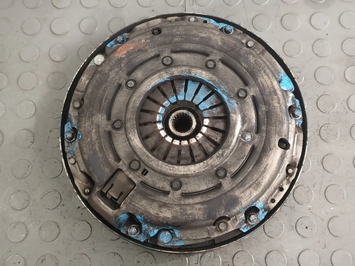 Маховик Opel Zafira B 2005-2014 Минивэн КПП 6-ст.мех.(МКПП) A17DTR Дизель 1.7 л CDTI