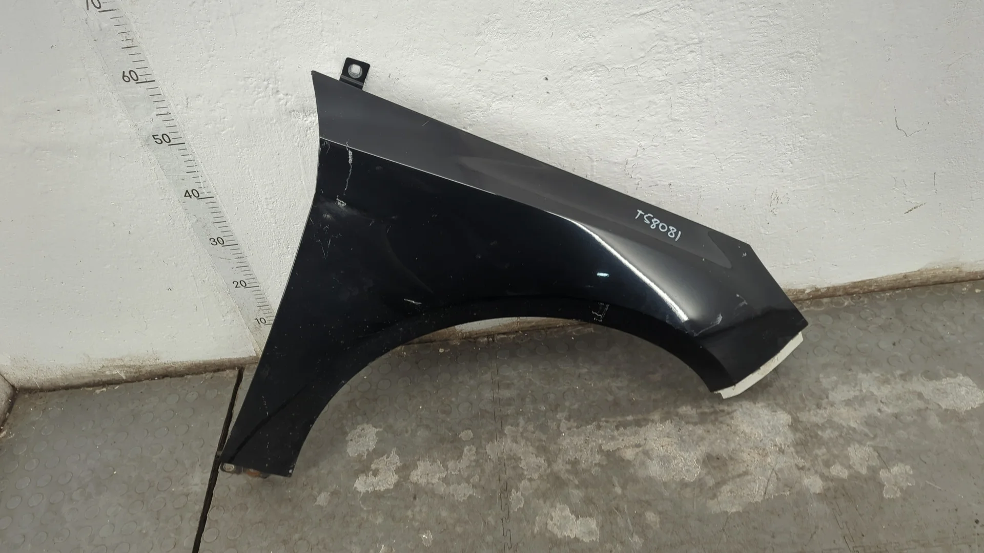 Крыло Ford Focus 3 2014-2019 Хэтчбэк 5 дв. КПП 5-ст.мех.(МКПП) M1DD Бензин 1 л EcoBoost