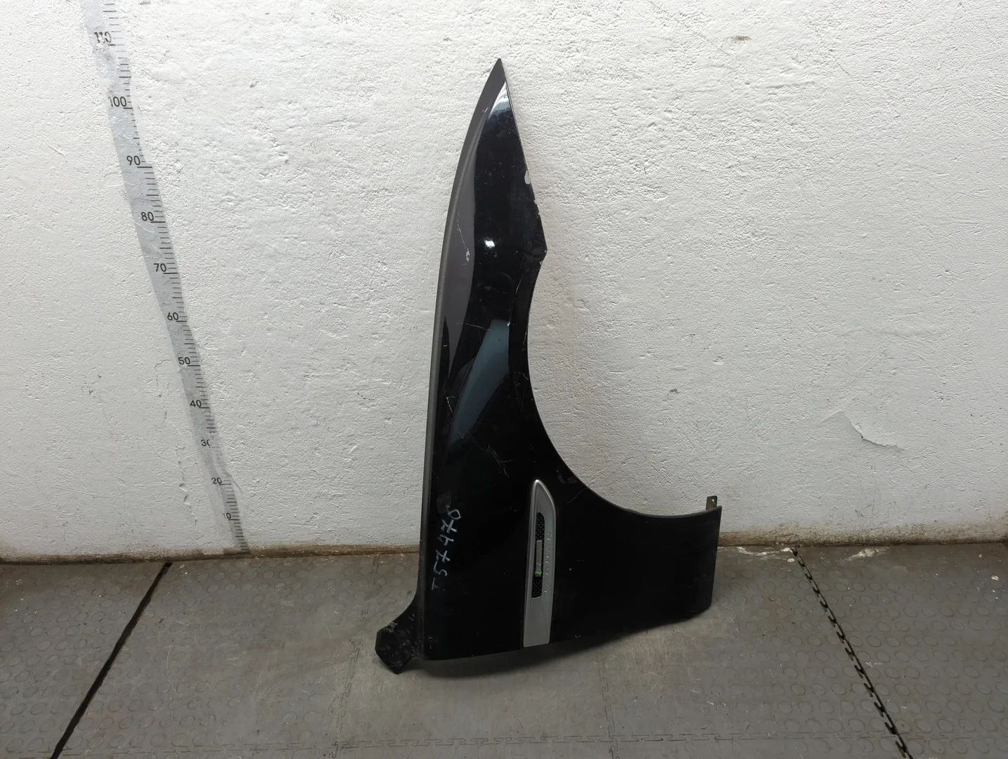 Крыло Jaguar XE 2015-2025 Седан КПП 6-ст.мех.(МКПП) 204DTD Дизель 2 л Турбо