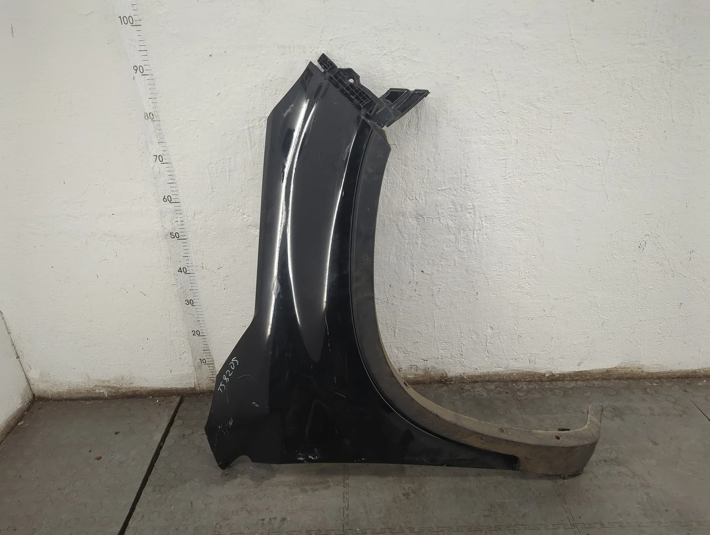 Крыло Kia Sorento XM 2009-2021 Джип (5-дверный) КПП 6-ст.мех 4х4 (МКПП) D4HB Дизель 2.2 л