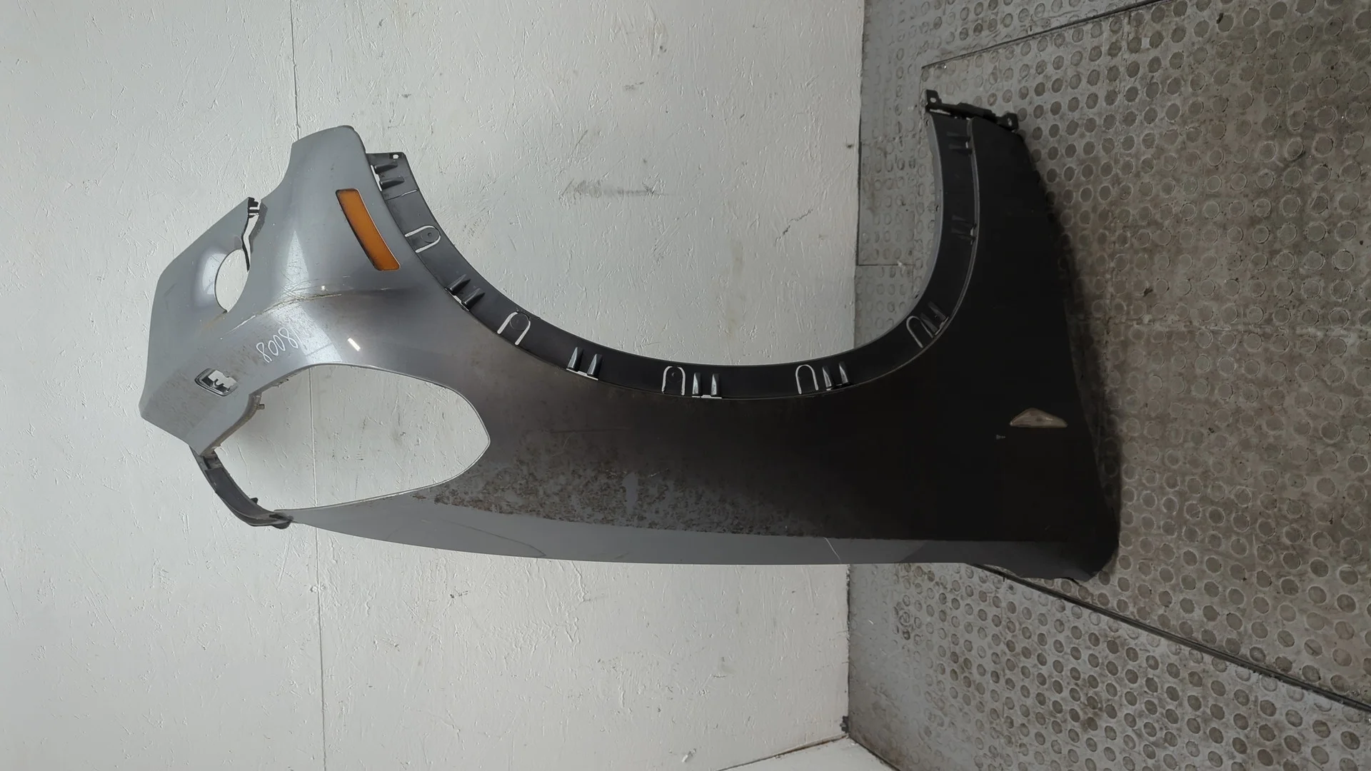 Крыло BMW X5 E70 2006-2013 Джип (5-дверный) КПП автомат 4х4 (АКПП) N62B48B Бензин 4.8 л Инжектор