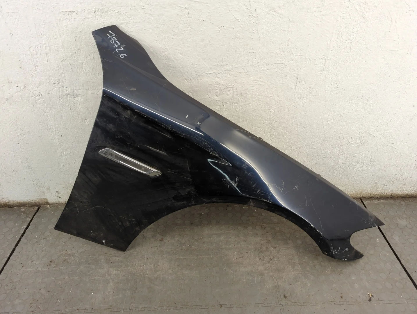 Крыло BMW 5 F10 2010-2017 Седан КПП 6-ст.мех.(МКПП) B47D20A Дизель 2 л Турбо