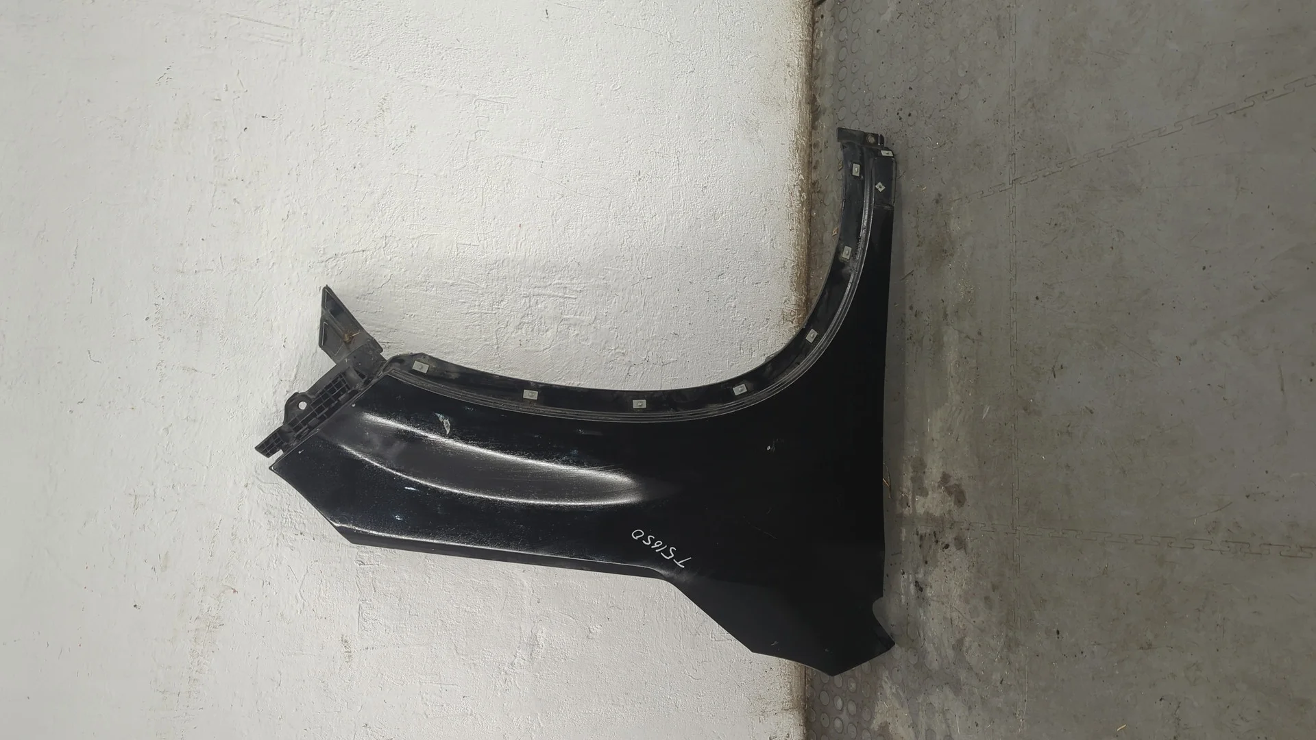 Крыло Kia Sorento XM 2009-2021 Джип (5-дверный) КПП автомат 4х4 (АКПП) D4HB Дизель 2.2 л CRDi