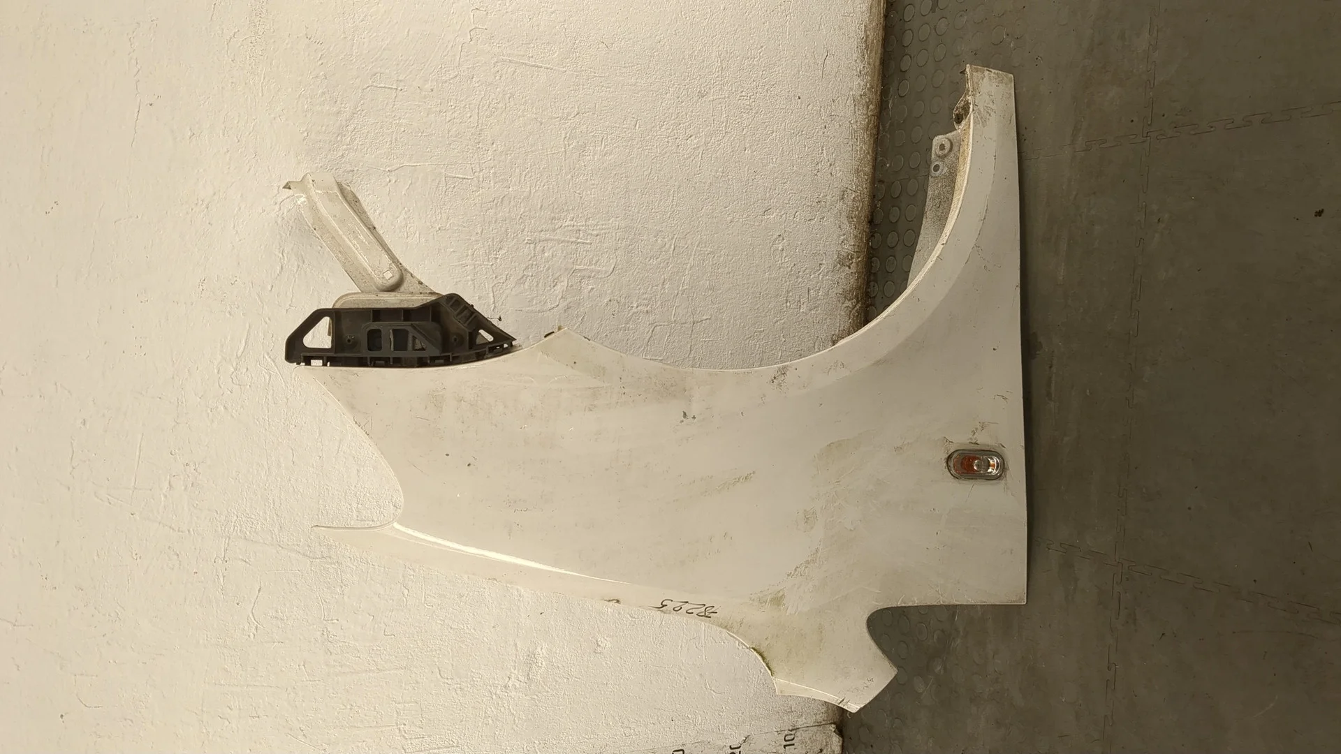 Крыло Volkswagen Caddy 2004-2015 Фургон КПП 5-ст.мех.(МКПП) CAYD Дизель 1.6 л TDI