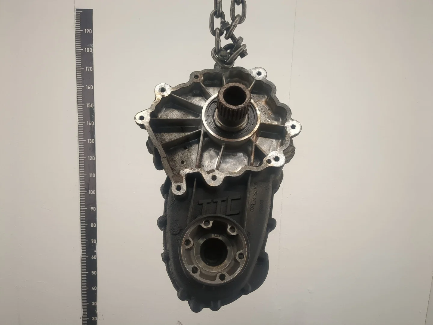 Редуктор Раздаточный КПП (раздатка) Mercedes-Benz GL-Class X164 2006-2012 Джип (5-дверный) КПП автомат 4х4 (АКПП) M273.923 Бензин 4.7 л Инжектор