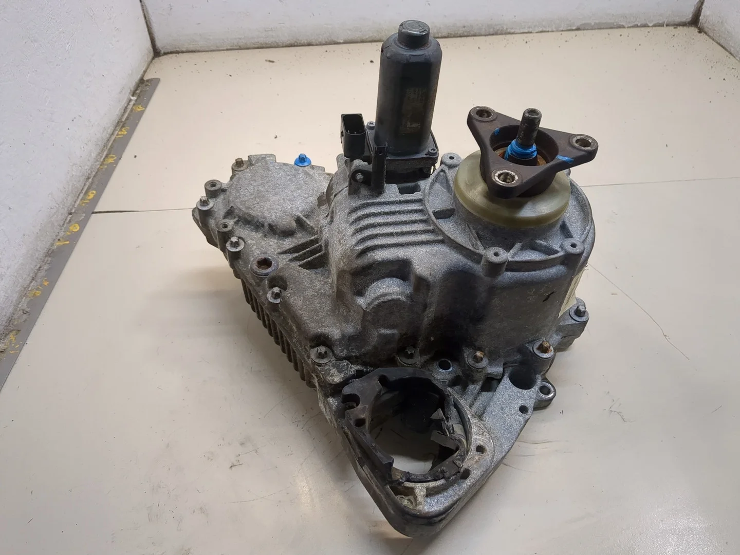 Редуктор Раздаточный КПП (раздатка) BMW X5 E70 2006-2013 Джип (5-дверный) КПП автомат 4х4 (АКПП) N52B30A, N52B30B Бензин 3 л Инжектор