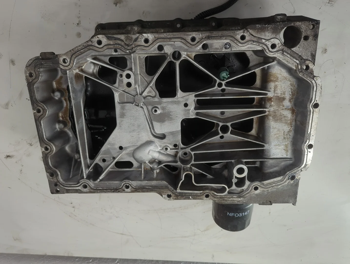 Поддон Volkswagen Polo 2014-2025 Хэтчбэк 3 дв. КПП 6-ст.мех.(МКПП) CZEA Бензин 1.4 л TFSI