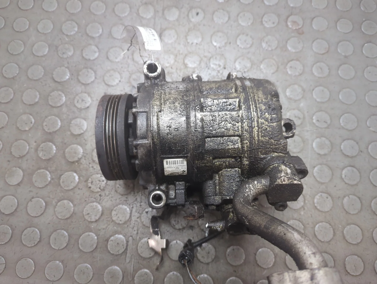 Компрессор кондиционера BMW 5 E60 2003-2010 Седан КПП автомат (АКПП) 306D3 Дизель 3 л TDI