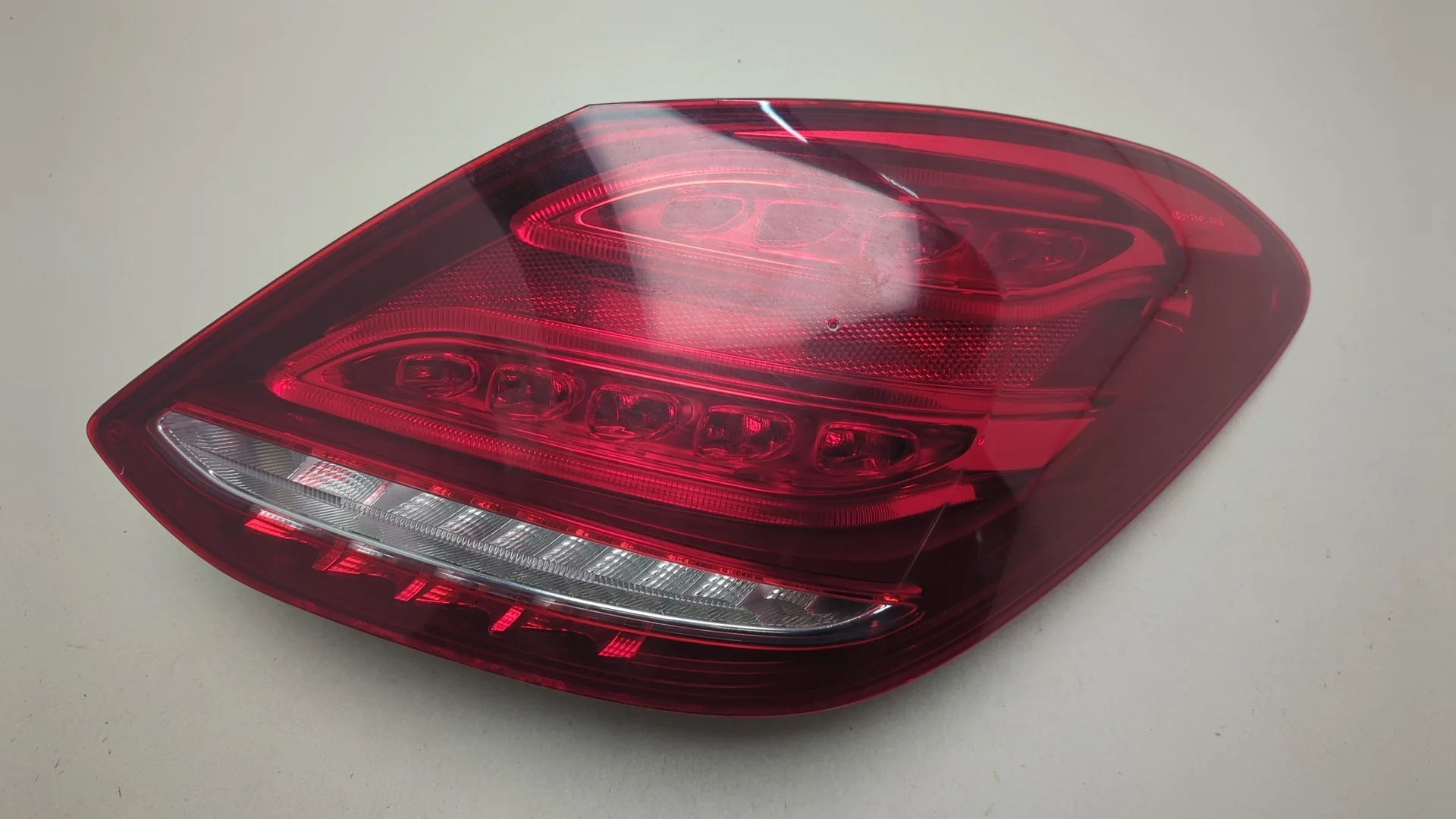 Фонарь (задний) Mercedes-Benz C W205 2014-2023 Седан КПП автомат (АКПП) M 274.920 Бензин 2 л Турбо-инжектор