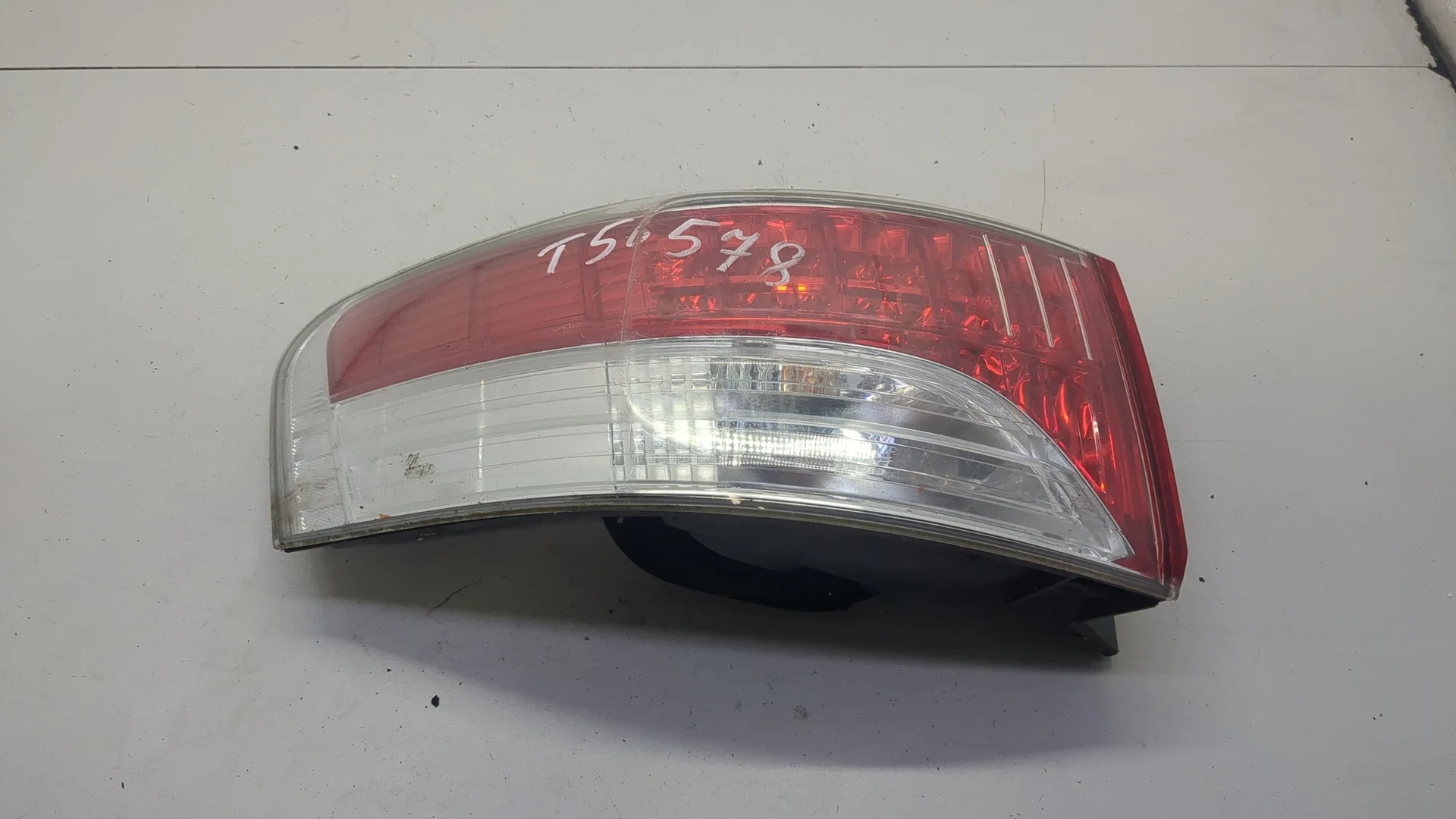 Фонарь (задний) Toyota Avensis 3 2008-2018 Универсал КПП 6-ст.мех.(МКПП) 1AD-FTV Дизель 2 л