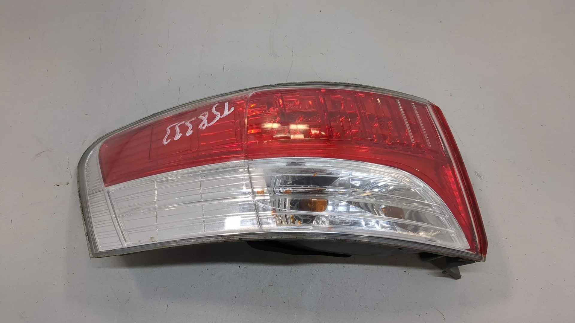 Фонарь (задний) Toyota Avensis 3 2008-2018 Седан КПП 6-ст.мех.(МКПП) 1AD-FTV Дизель 2 л