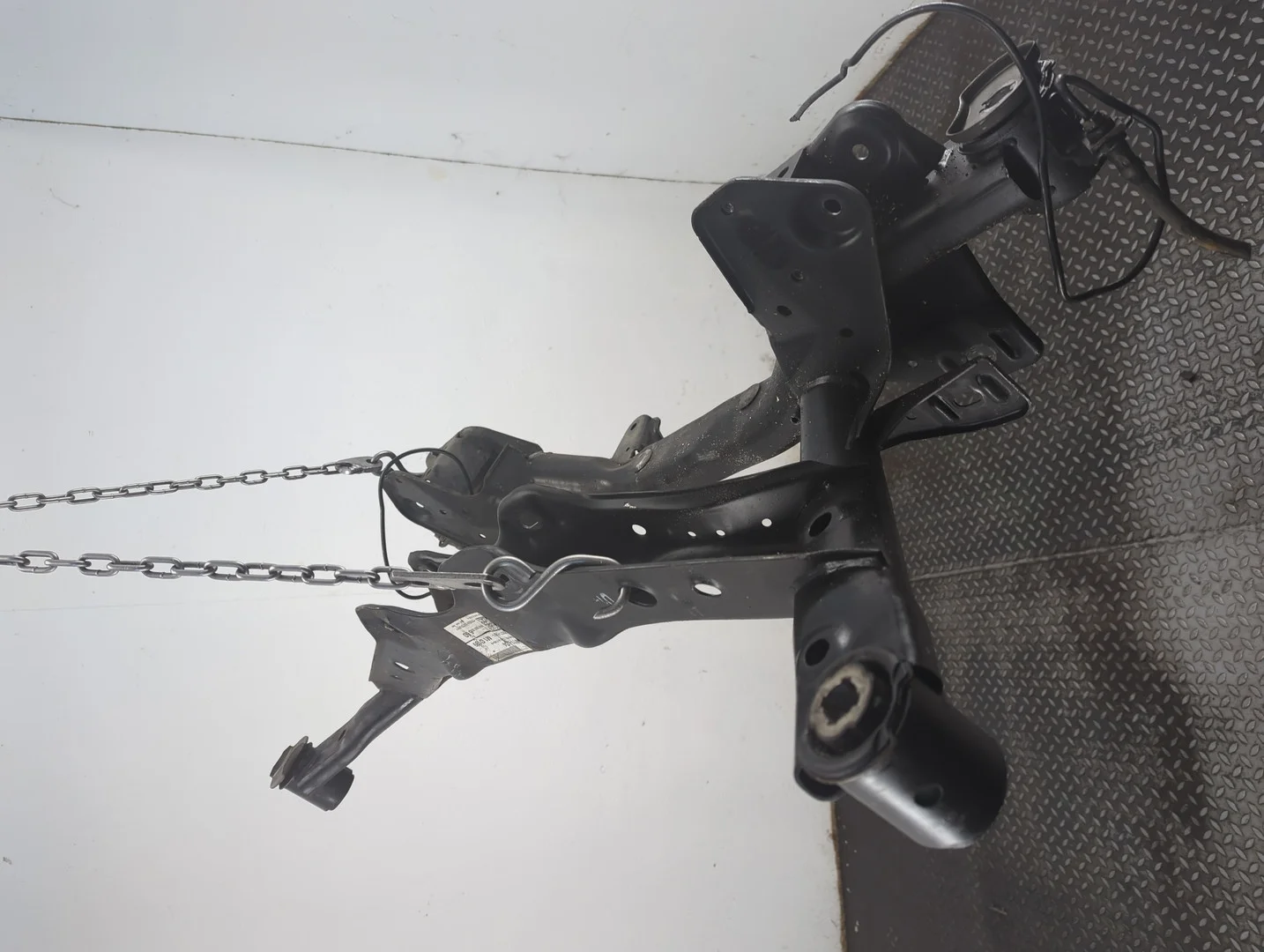 Балка подвески задняя Volkswagen Tiguan 2011-2018 Джип (5-дверный) КПП автомат (АКПП) CCZA Бензин 2 л TSI