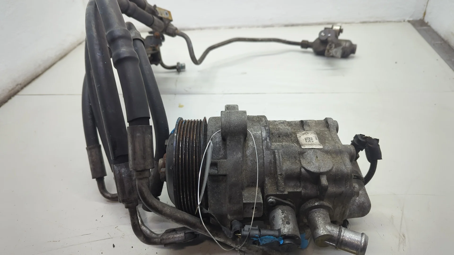 Насос гидроусилителя руля (ГУР) BMW 7 F01 2008-2015 Седан КПП автомат 4х4 (АКПП) N63B44A Бензин 4.4 л Турбо-инжектор