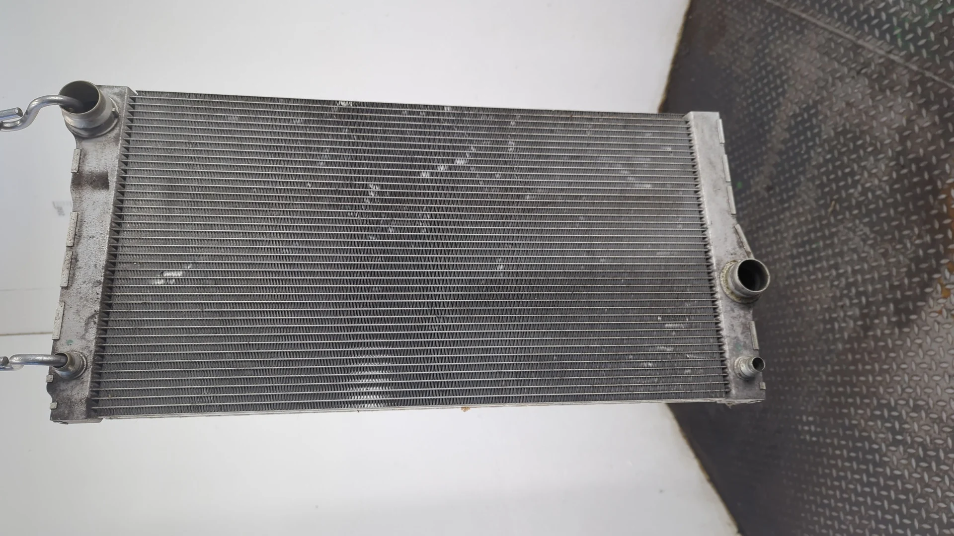 Радиатор охлаждения двигателя BMW 5 F07 Gran Turismo 2010-2017 Лифтбэк КПП автомат 4х4 (АКПП) N55B30A Бензин 3 л Турбо-инжектор