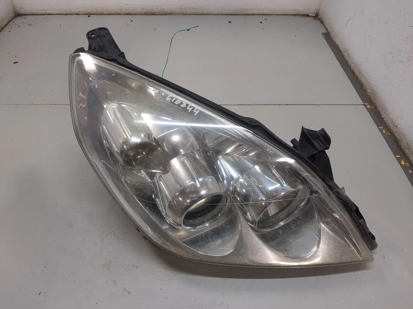 Фара (передняя) Opel Signum Хэтчбэк 5 дв. КПП 6-ст.мех.(МКПП) Z19DT Дизель 1.9 л CDTI