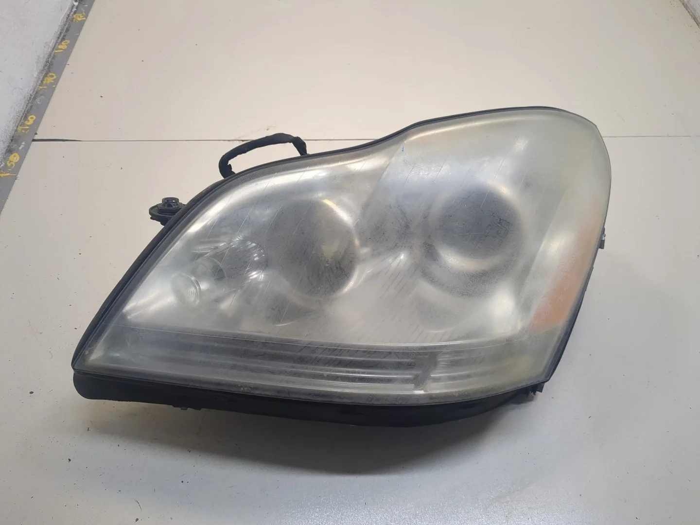 Фара (передняя) Mercedes-Benz GL-Class X164 2006-2012 Джип (5-дверный) КПП автомат 4х4 (АКПП) M273.923 Бензин 4.7 л Инжектор