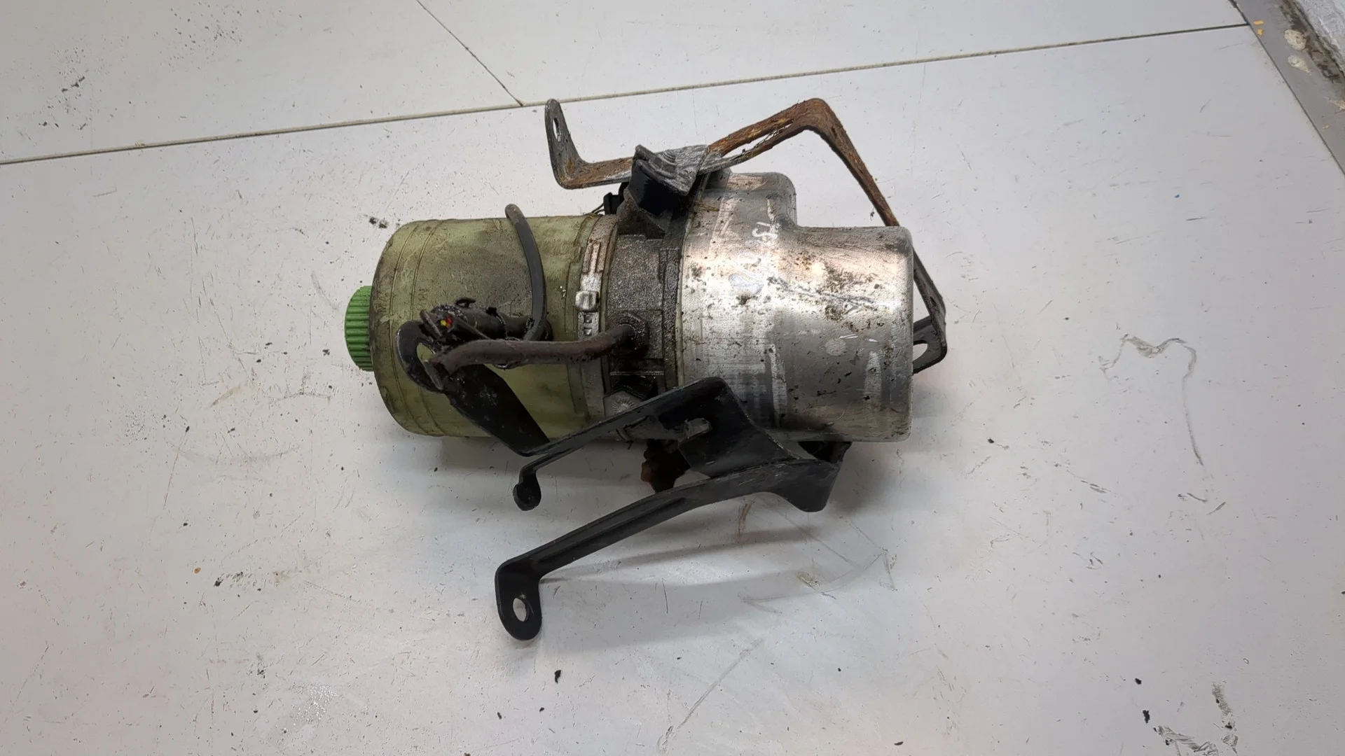 Насос электрический усилителя руля Skoda Fabia 2007-2014 Хэтчбэк 5 дв. КПП автомат (АКПП) BTS Бензин 1.6 л Инжектор