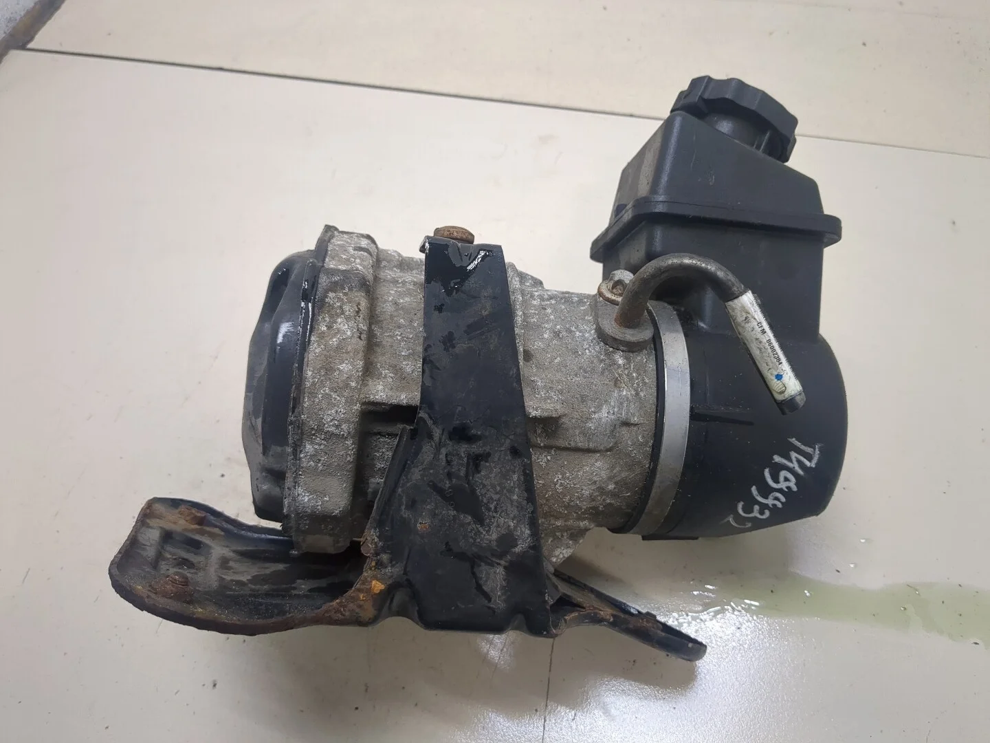 Насос электрический усилителя руля Mercedes-Benz M-Class W164 2005-2011 Джип (5-дверный) КПП автомат 4х4 (АКПП) OM 642.820 Дизель 3 л CDI