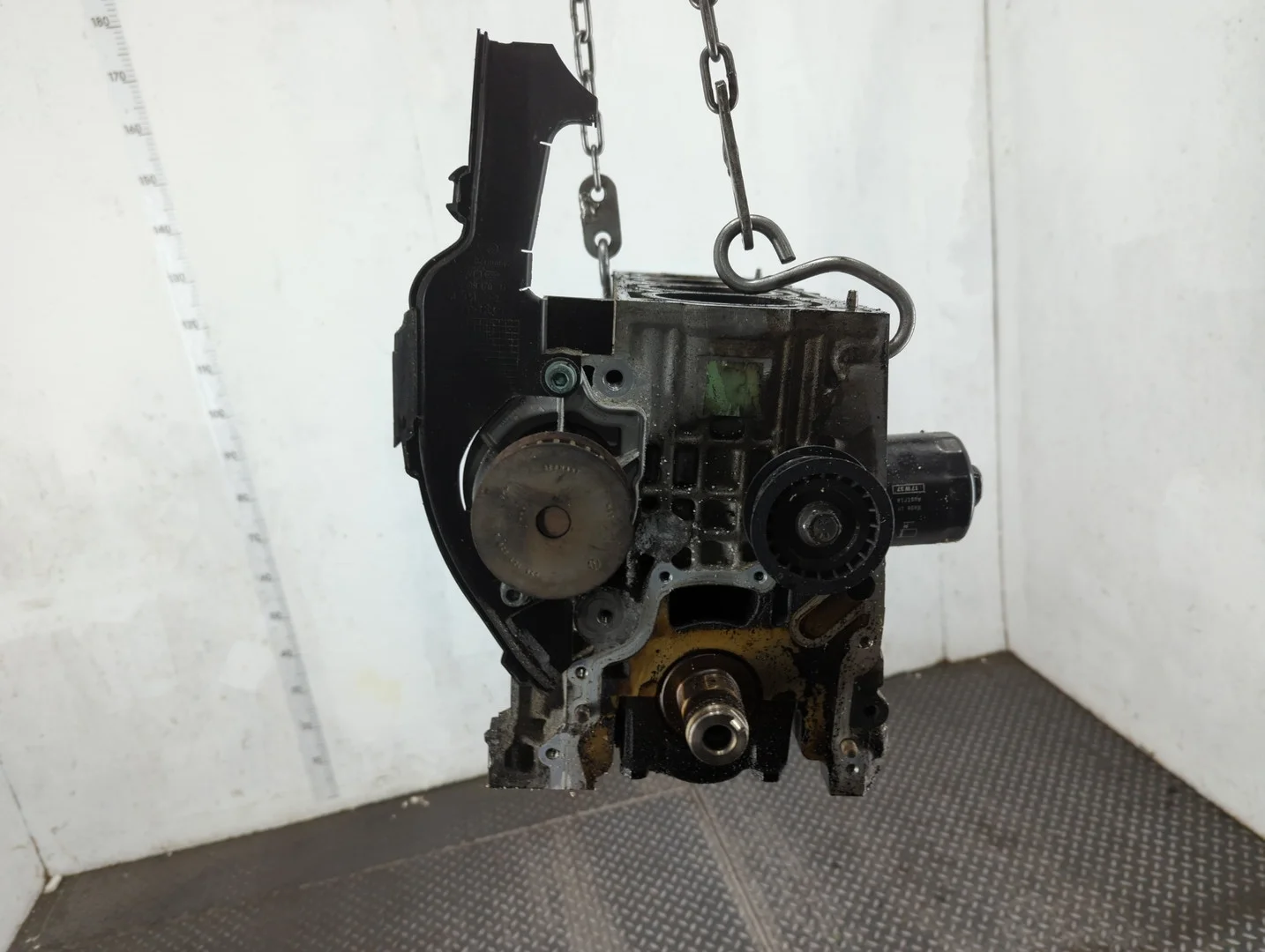 Блок цилиндров (Шорт блок) Volkswagen Golf 4 1997-2006 Хэтчбэк 5 дв. КПП 5-ст.мех.(МКПП) APE Бензин 1.4 л Инжектор