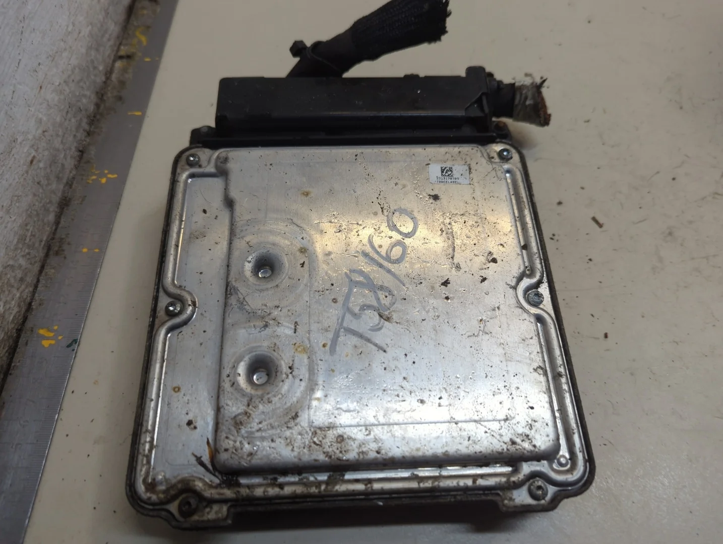 Блок управления двигателем Audi Q7 2005-2015 Джип (5-дверный) КПП автомат 4х4 (АКПП) BUG Дизель 3 л TDI