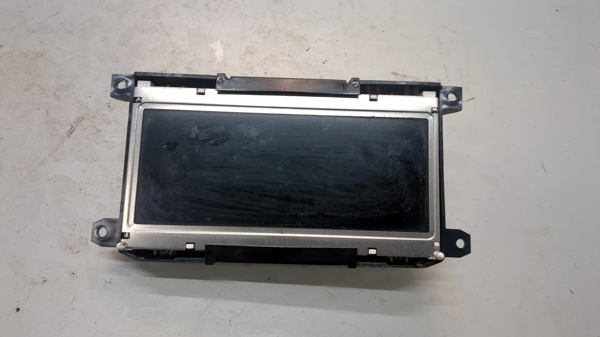 дисплей Audi Q7 2005-2015 Джип (5-дверный) КПП автомат 4х4 (АКПП) BUG Дизель 3 л TDI