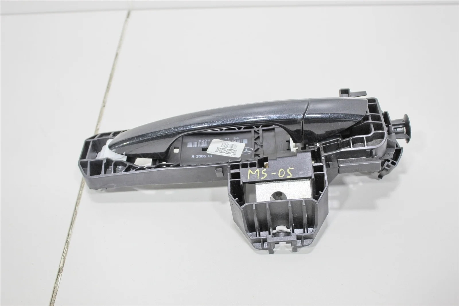 Ручка двери MERCEDES-BENZ C-Class 2013 A20476001709999 W204, задняя левая