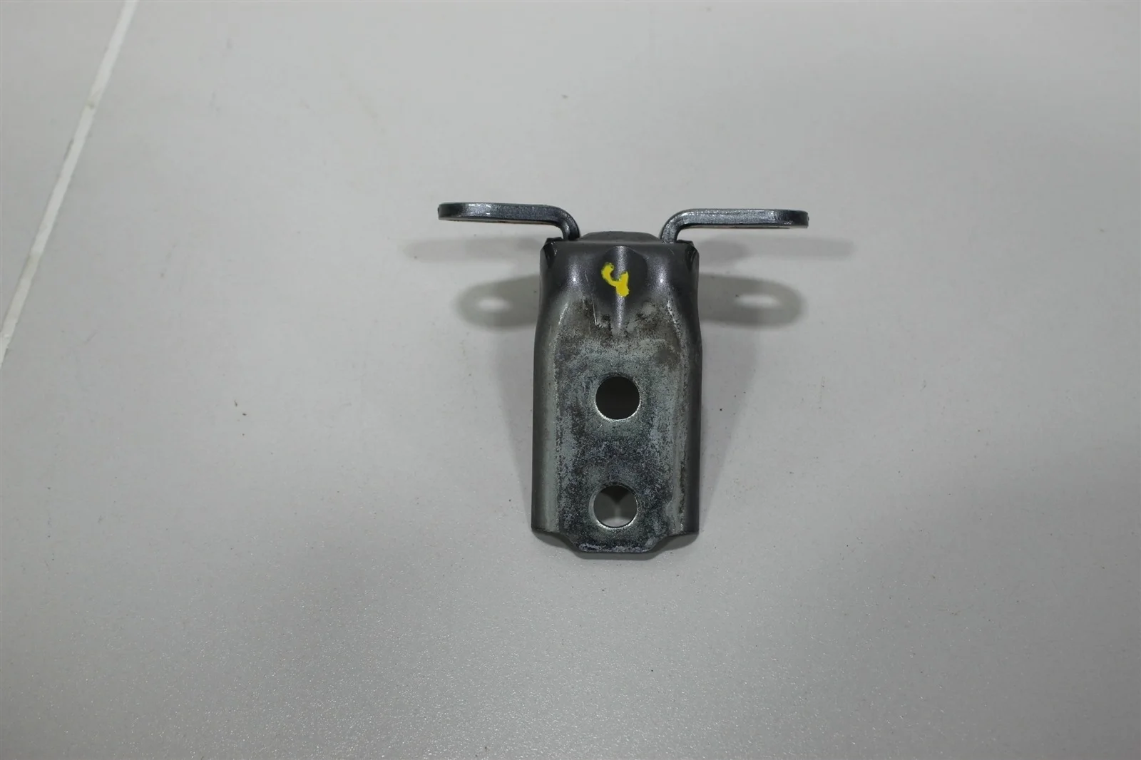 Петля двери KIA SORENTO 2020-2024 793202B010 MQ4 HYBRID, передняя правая