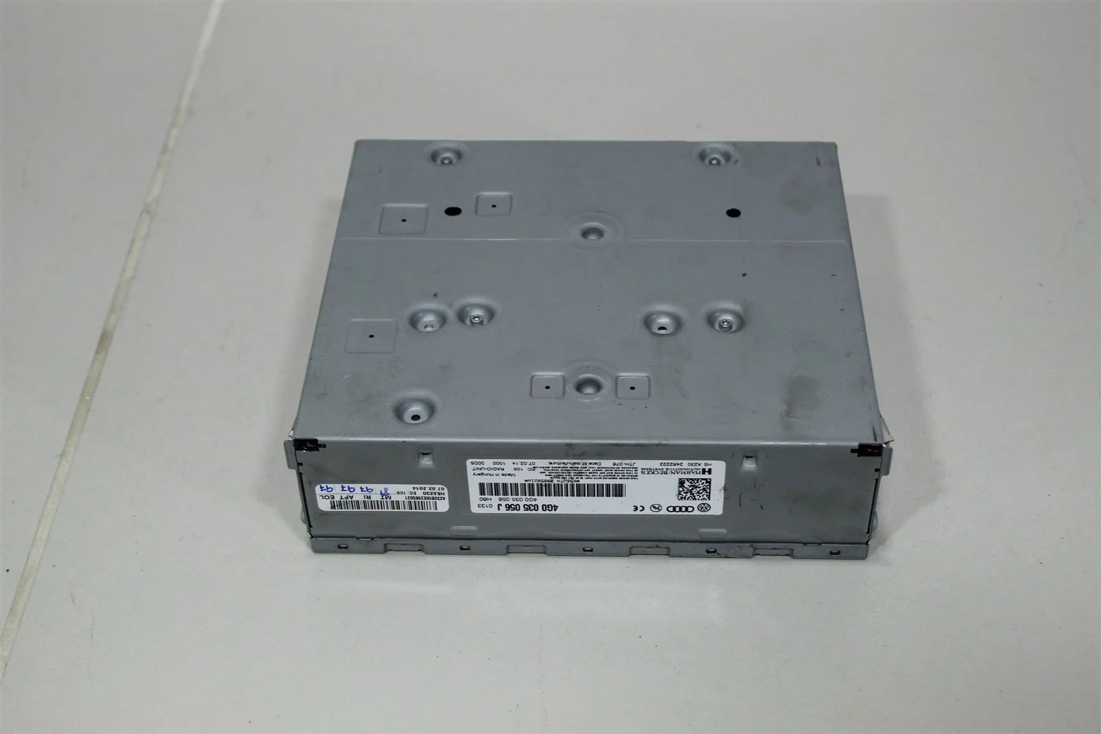 Магнитола AUDI Q3 2014 4G0035056J 8U