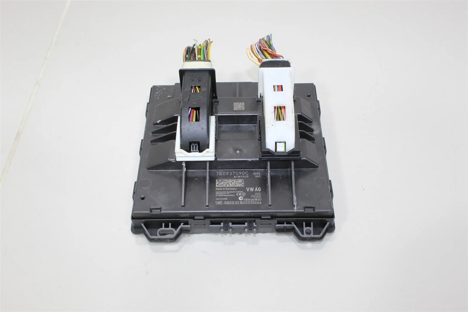Блок комфорта VOLKSWAGEN CARAVELLE 2018 7E0937090C T6