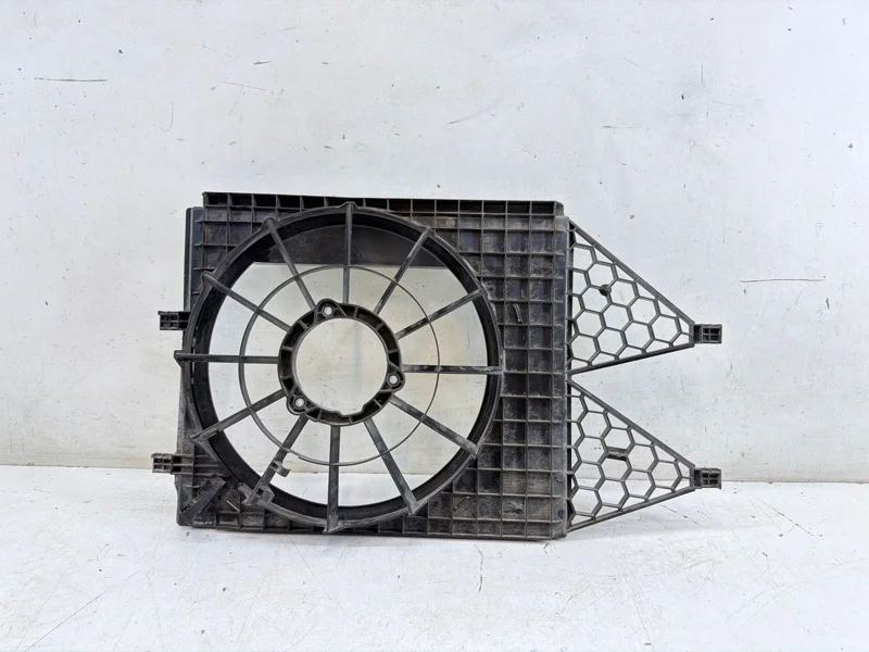Диффузор вентилятора Volkswagen Polo 2009-2019 5