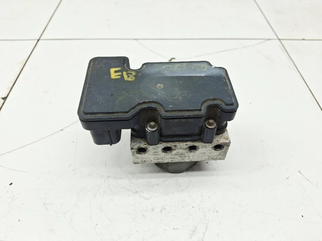 Блок abs Toyota Corolla 2014 E180