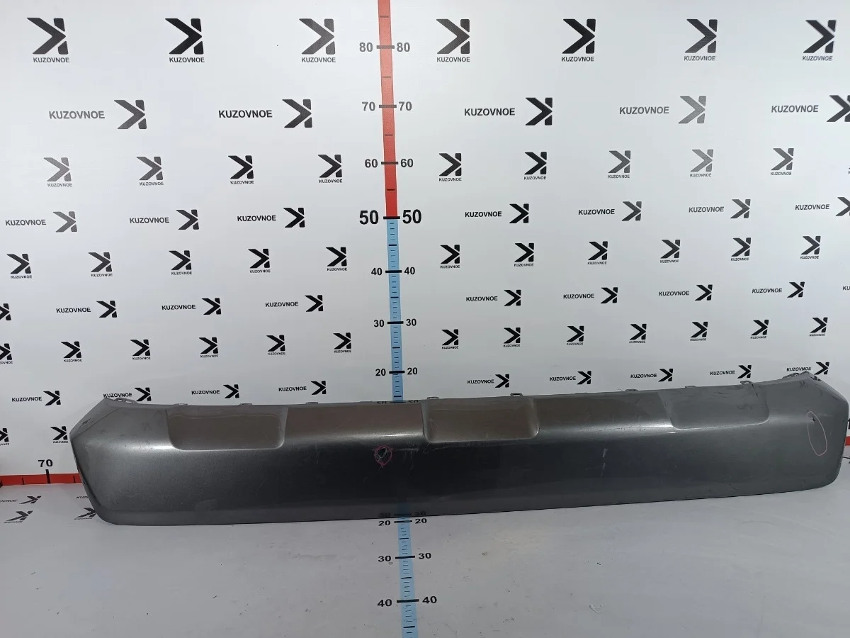 Накладка бампера Toyota Rav4 2019- XA50