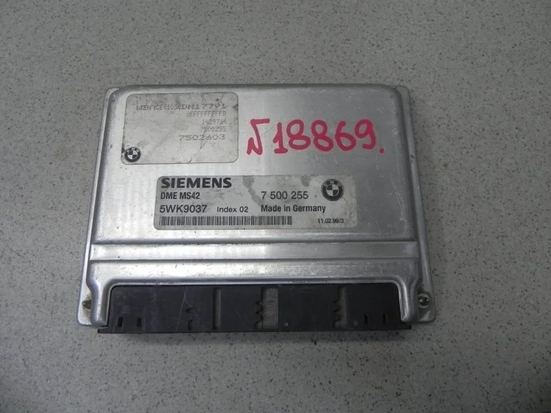 Блок управления двигателем BMW 5-series E39