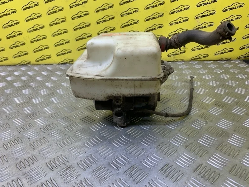 Насос гидроподвески Lexus LX 570 (2007-2022) 2008 4891060030 ВНЕДОРОЖНИК 5.7 I 3URFE