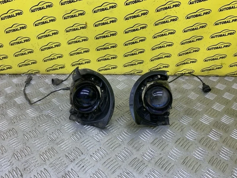 Фара противотуманная (комплект) Lexus LX 570 (2007-2022) 2008 812200D041 ВНЕДОРОЖНИК 5.7 I 3URFE