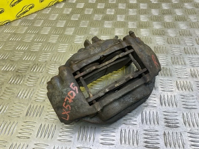 Суппорт передний правый Lexus LX 570 (2007-2022) 2008 4773060280 ВНЕДОРОЖНИК 5.7 I 3URFE