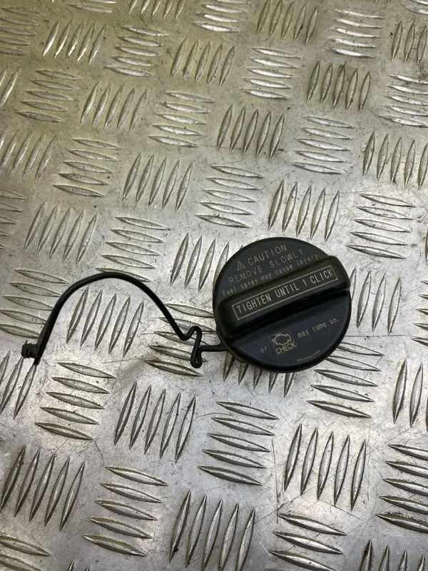 Крышка топливного бака Lexus LX 570 (2007-2022) 2008 7730052030 ВНЕДОРОЖНИК 5.7 I 3URFE