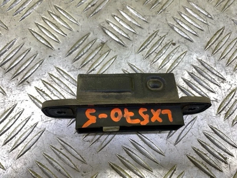 Кнопка открывания багажника Lexus LX 570 (2007-2022) 2008 8484028040 ВНЕДОРОЖНИК 5.7 I 3URFE