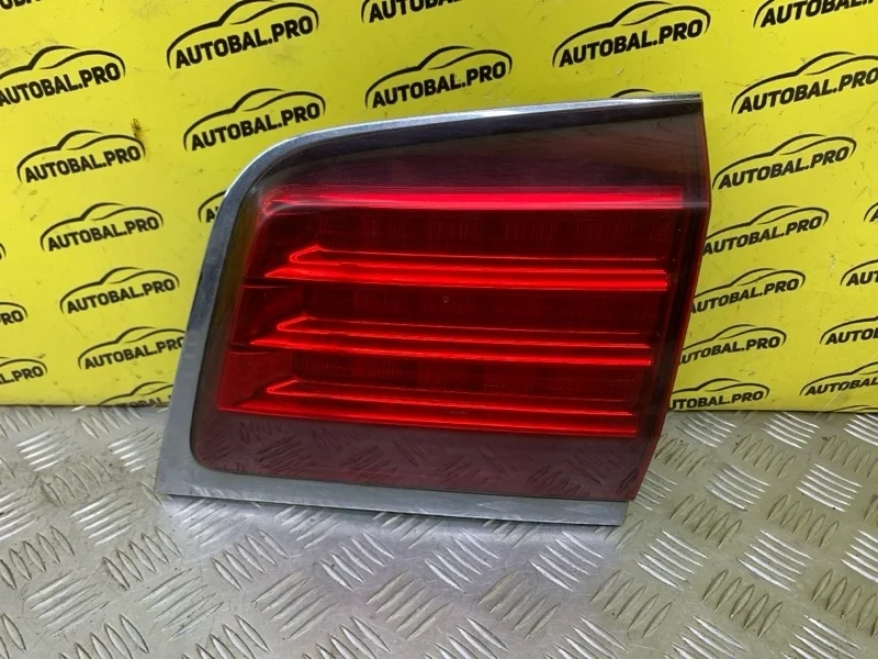 Фонарь крышки багажника правый Lexus LX 570 (2007-2022) 2008 8158060210 ВНЕДОРОЖНИК 5.7 I 3URFE