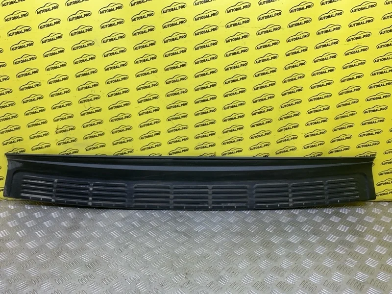 Накладка заднего бампера Lexus LX 570 (2007-2022) 2008 5216260040 ВНЕДОРОЖНИК 5.7 I 3URFE