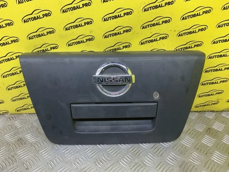 Ручка заднего (откидного) борта Nissan Navara (D40) 2004-2015 2008 90606EA810 ПИКАП 2.5 D YD25DDTI