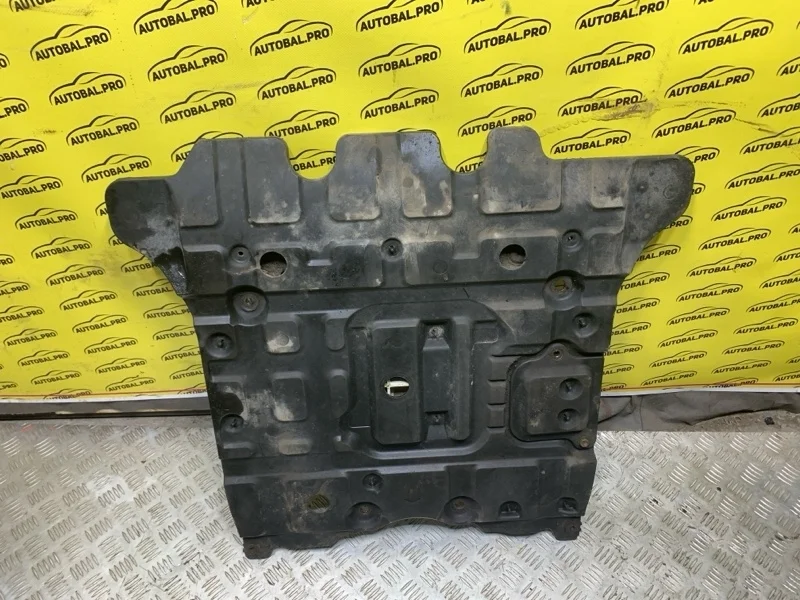 Защита двигателя Lexus LX 570 (2007-2022) 2008 5142060090 ВНЕДОРОЖНИК 5.7 I 3URFE