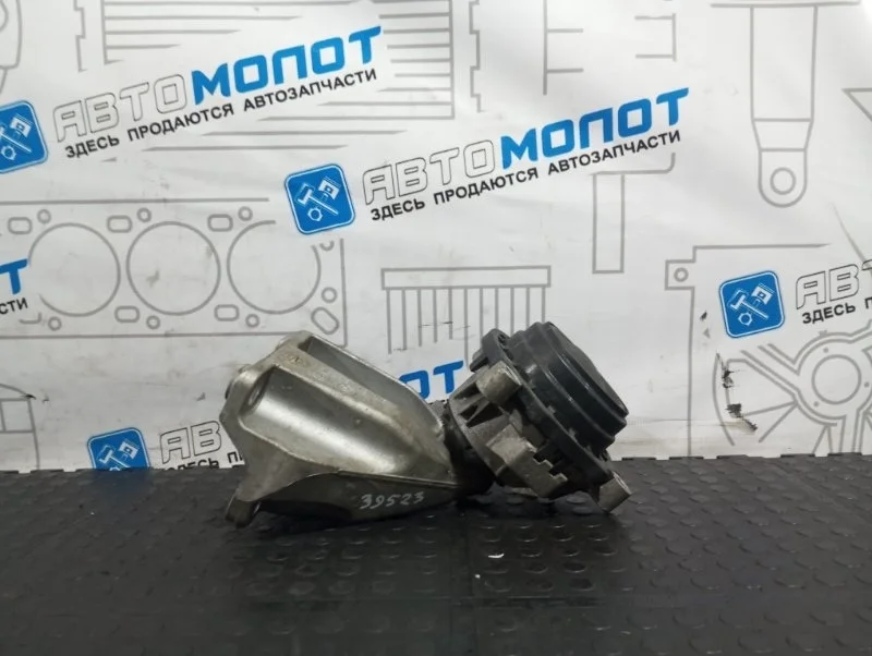 Кронштейн двигателя BMW 1-Series 2012 73681310DE F20 N13B16A