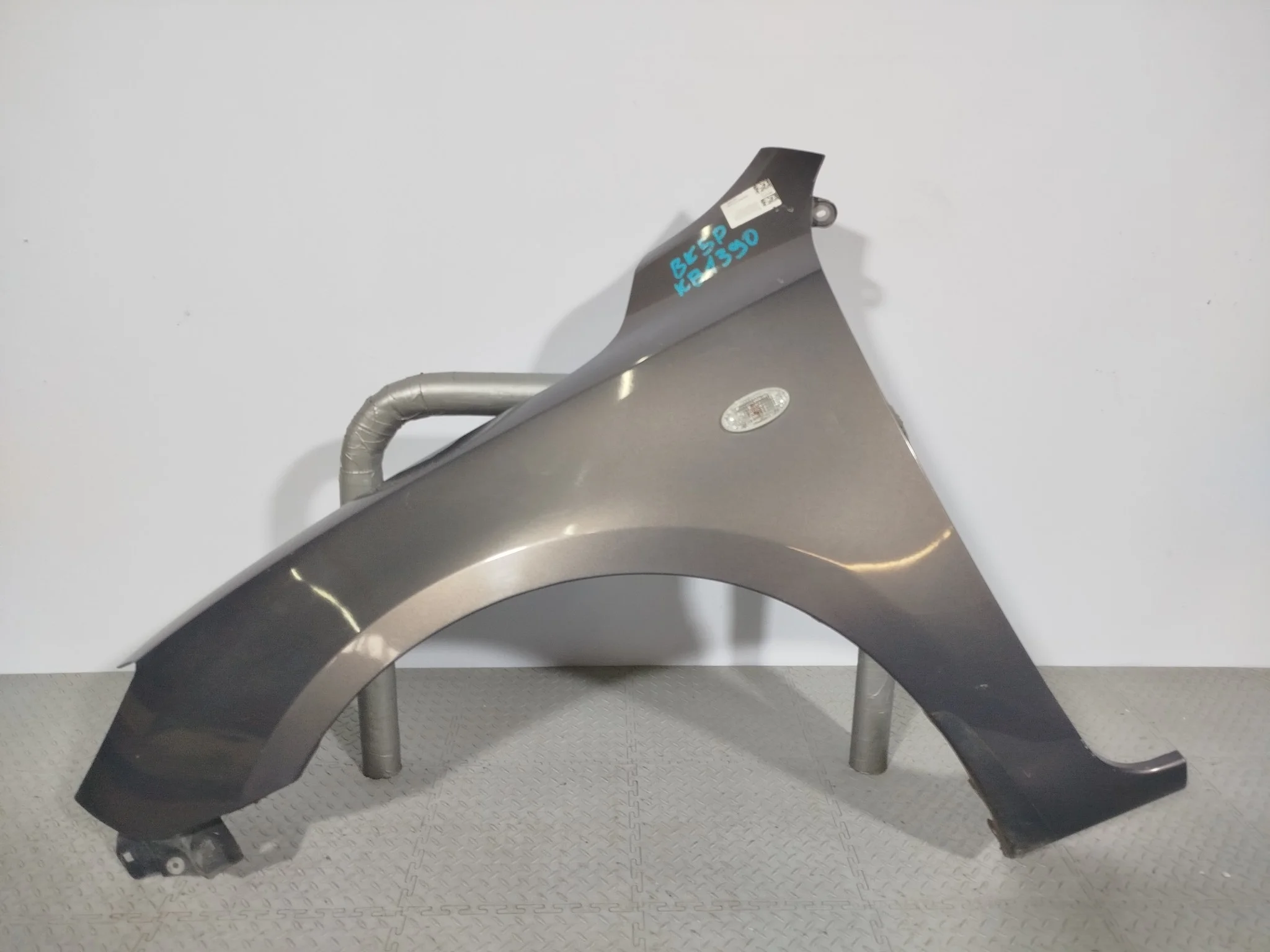 КРЫЛО MAZDA AXELA MAZDA3 BP4K52211D фиолетовый, 32S KB1390