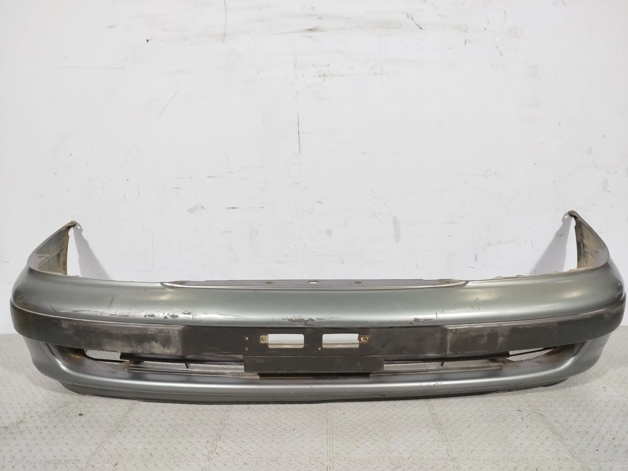 БАМПЕР TOYOTA 521192B040B1 ПЕРЕД серый DY536Z