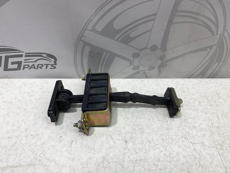 Ограничитель передней двери Mercedes-benz W203